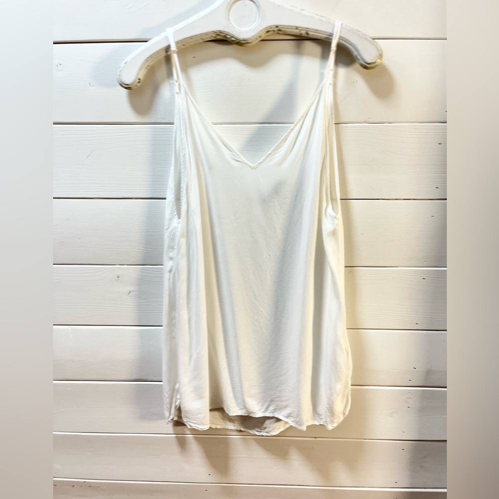 MAJE Paris – White V-Neck Camisole (Estimated Size 40 ) - Picture 7 of 11